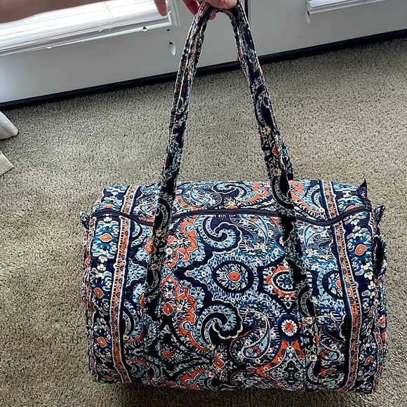 Vera Bradley Paisley Extra Large Duffle Bag - Picture 1 of 6